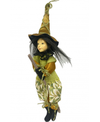 Mary Redfern - Green Pendle Witch