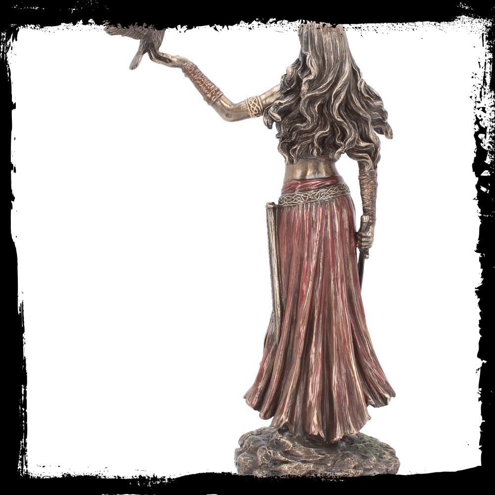 Morrigan Statue