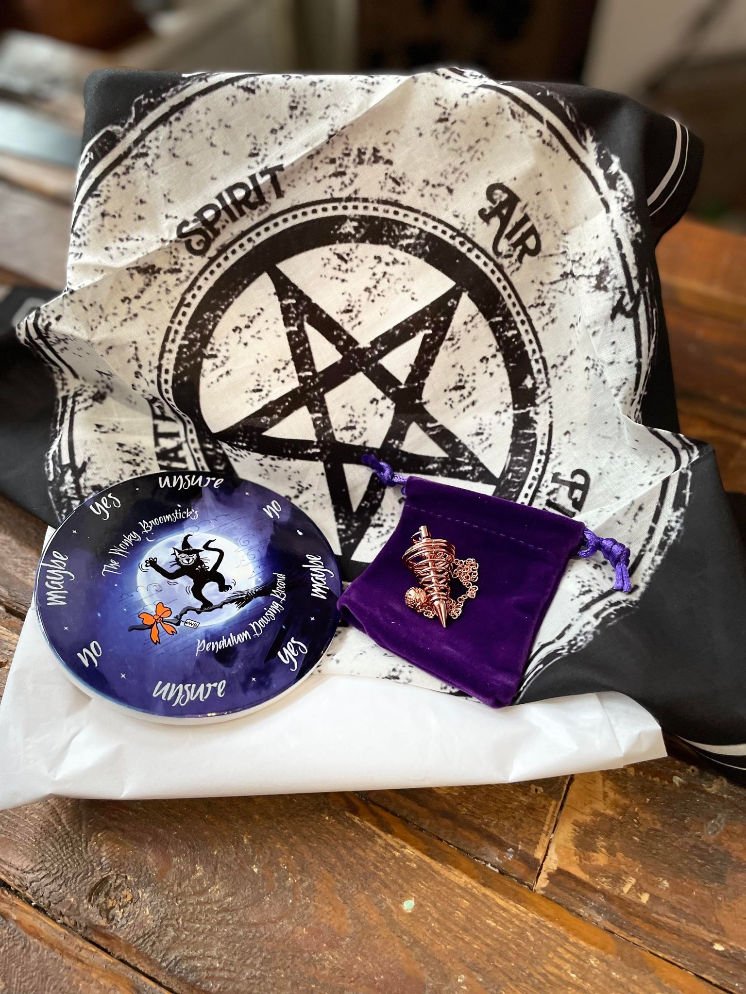 Wonky Pendulum Gift Set