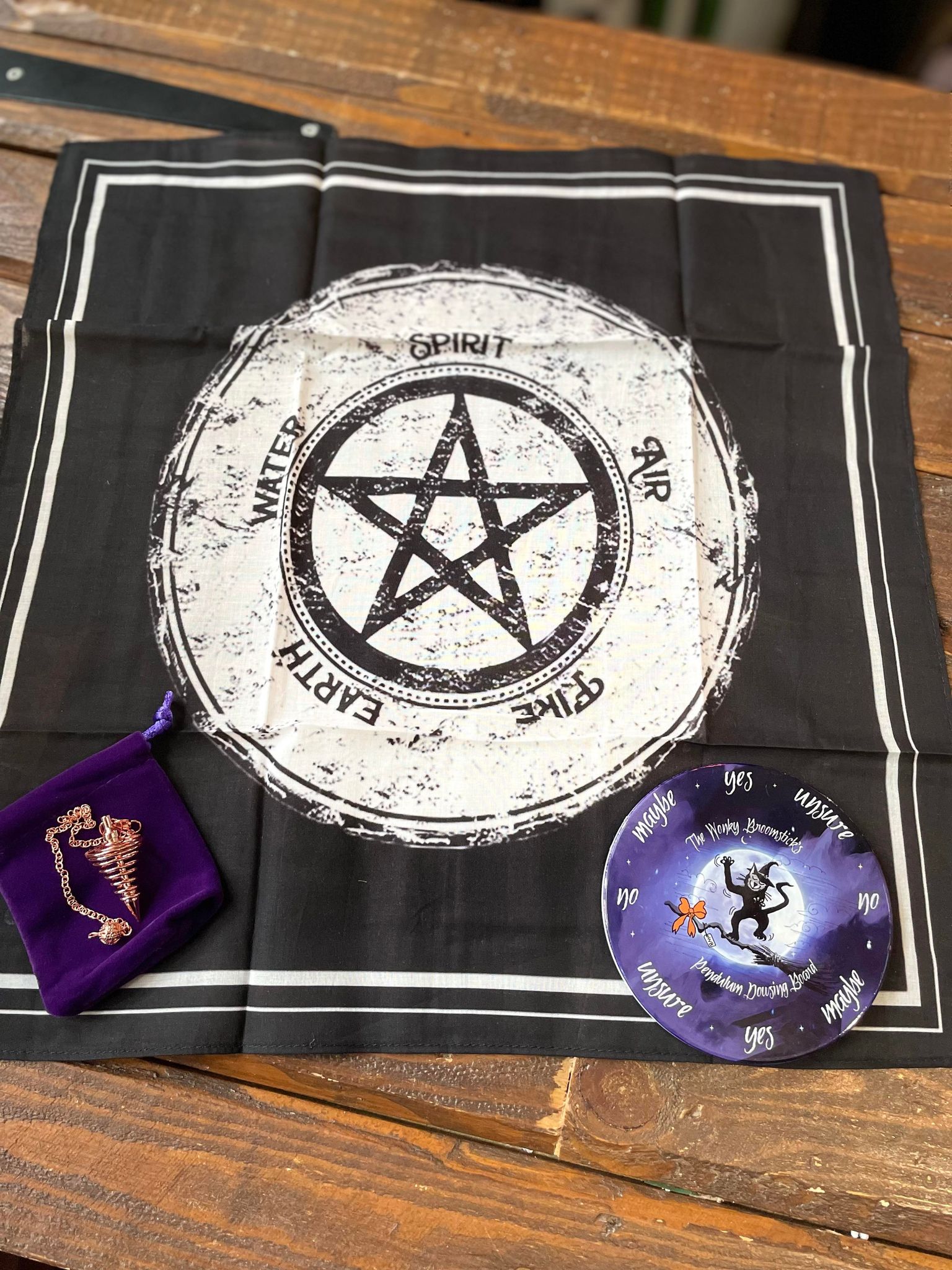 Wonky Pendulum Gift Set