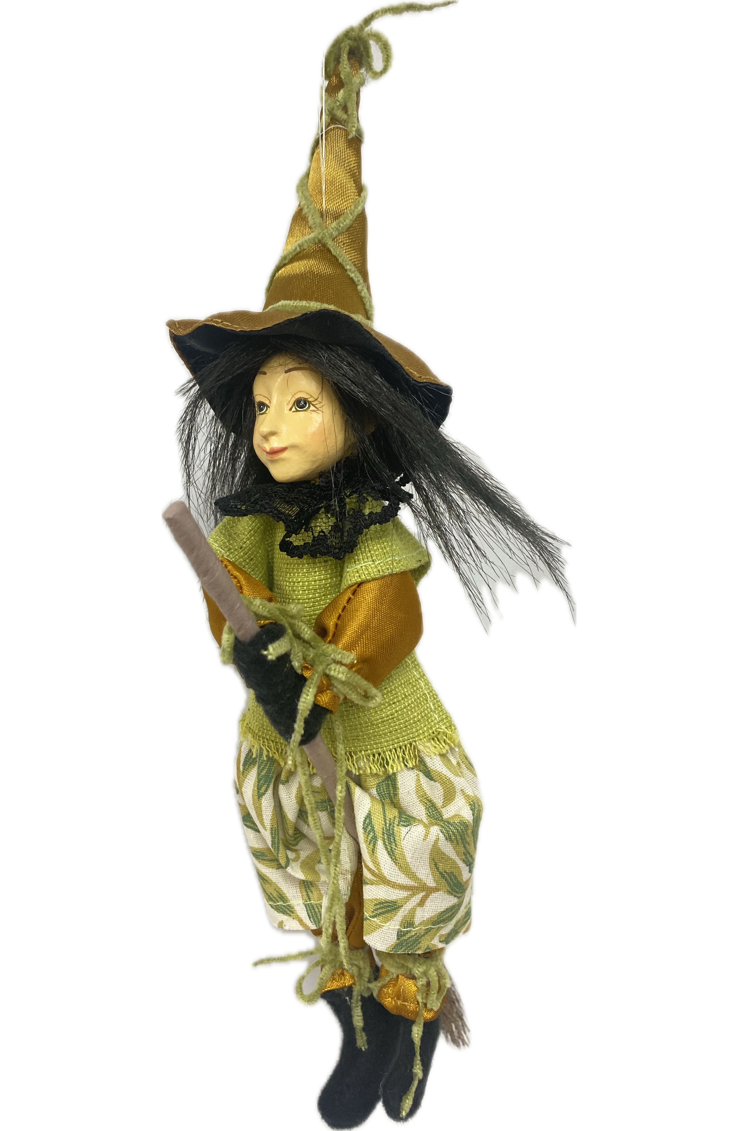 Mary Redfern – Green Pendle Witch