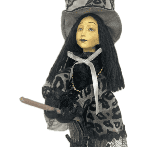 Daisy – Silver Pendle Witch